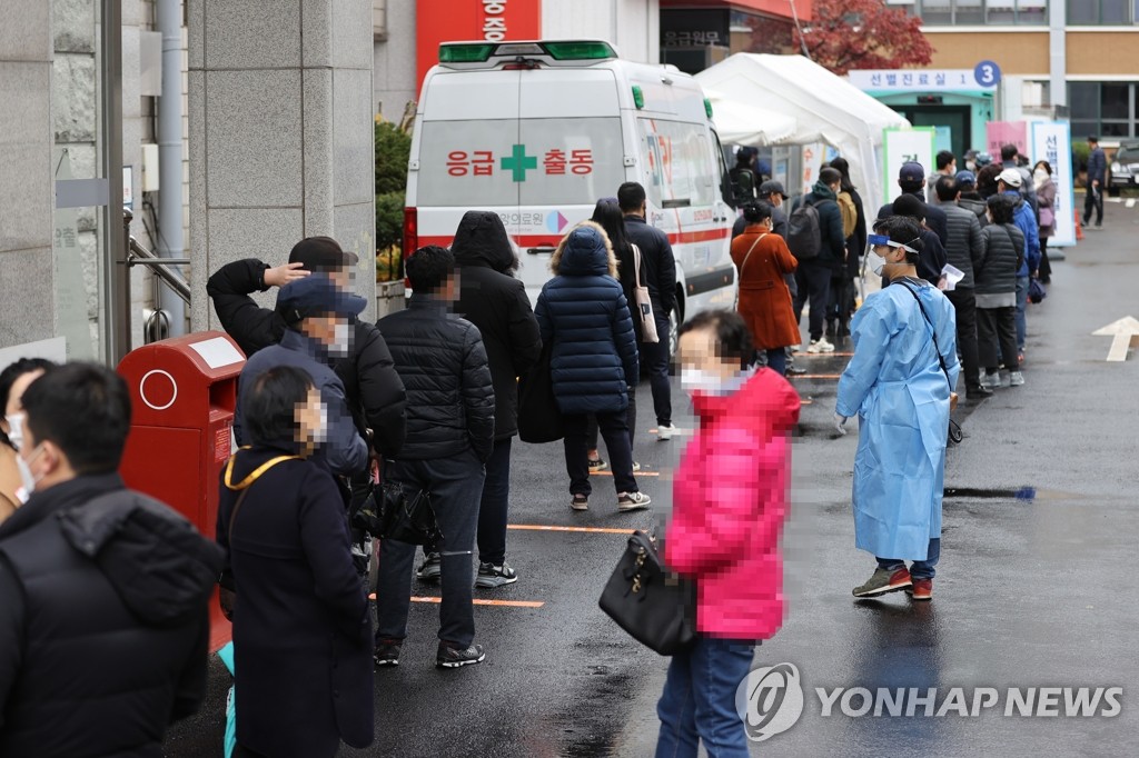 대학가-학원-직장-소모임…코로나19 일상감염 곳곳서 확산 지속