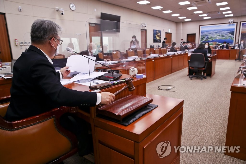 5년 공공임대 '임차인 몰아내기' 방지법, 국토위 소위 통과