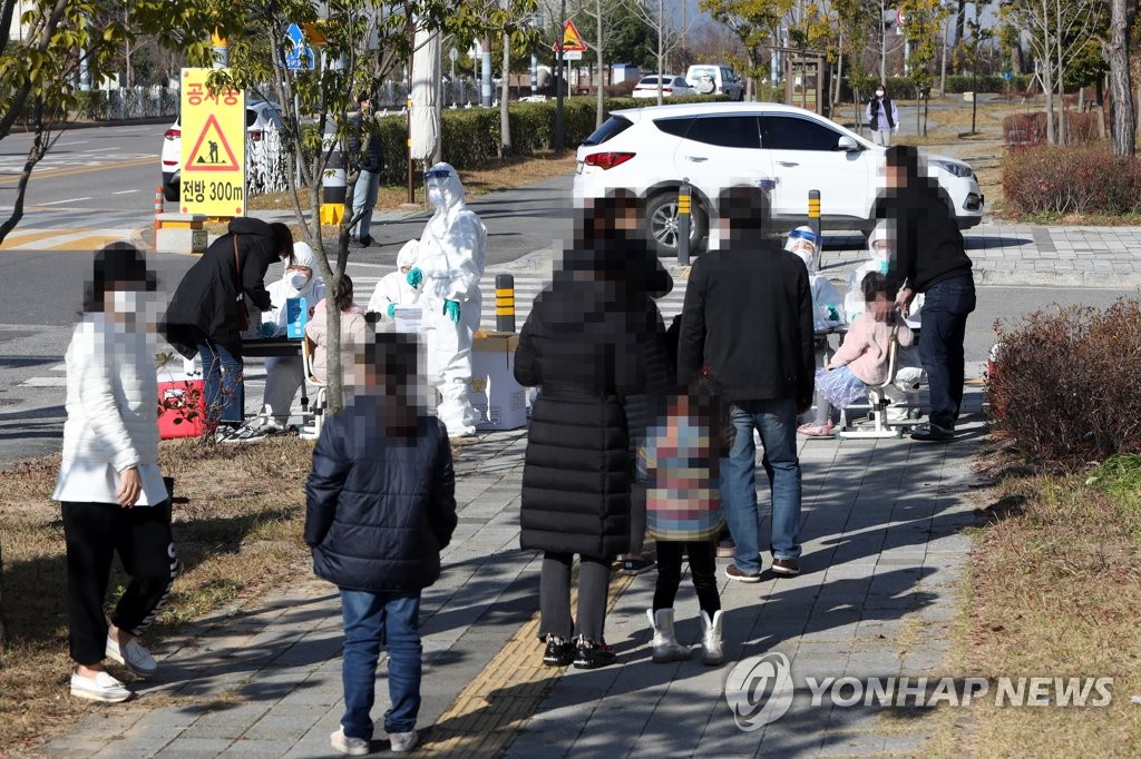 나주서 초등학생 2명 등 11명 집단감염…식당·마사지샵 전파