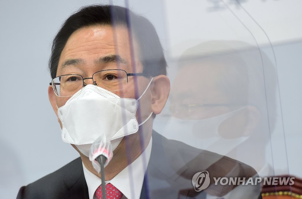 주호영 "초유사태에 문대통령 동문서답…다른 세상 사는 분"