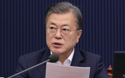 남성 54.9% "文대통령 잘 못한다"…여성 49.3% "잘한다"