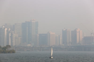 중국 공장 가동·난방 늘어나자…'초미세먼지'가 돌아왔다