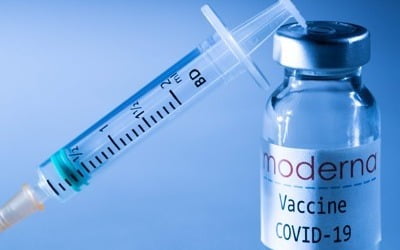 모더나 백신 성과에 국제유가 급등…WTI 3%↑