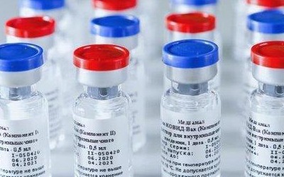 러, 아스트라제네카에 양측 코로나19 백신 '결합접종' 시험 제안