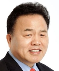 한국경영기술지도사회는 김진관 기술보증기금 비상임이사를 상근부회장으로 선임했다고 20일 밝혔다. 사진=한국경영기술지도사회 제공