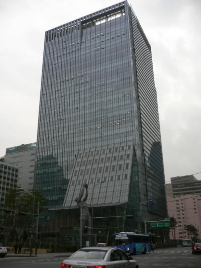 을지로 파인에비뉴 B동 6000억원에 삼성SRA운용 품으로