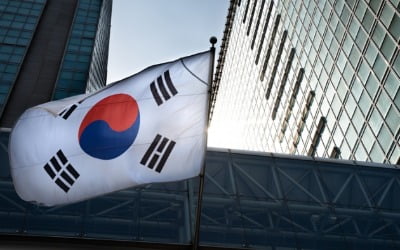[단독] '수출 한국'의 힘...1인당 국민소득, 'G7' 伊 제친다