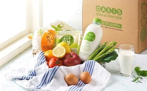 오아시스마켓은 주로 유기농 신선식품을 배송하는 서비스로 인기를 얻고 있다. /오아시스마켓