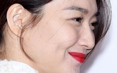 신민아, 화상환자 위한 선행 알려져…6년째 매년 1억 기부