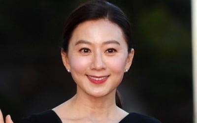 김희애 1위 등극, 한국갤럽 조사 '2020년을 빛낸 탤런트'