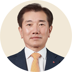 김종현 LG에너지솔루션 사장, 세계 1위 일궈 낸 ‘배터리 전문가’…분사 법인 첫 수장에