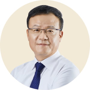 백복인 KT&G 사장, 성과 낸 '양손잡이 경영'…2021년 사상 최대 실적 예고