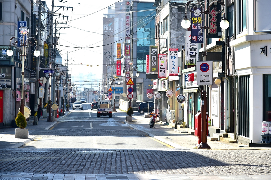 [르포] 쥐 죽은 듯 조용한 거리…코로나19가 멈춰놓은 충북 제천