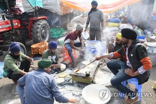 모디 印 총리, '농민 시위' 겨냥 "낡은 법으론 새 시대 못 열어"