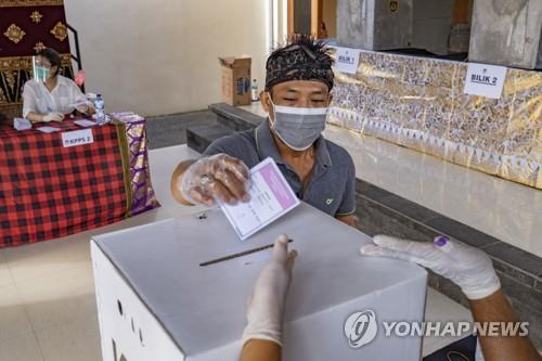 인도네시아, 최대 규모 지방선거…조코위 아들 당선 예상(종합)