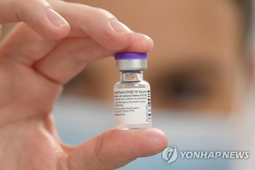 미, 화이자 백신 실제 접종까지 남은 절차는…정상화는 언제