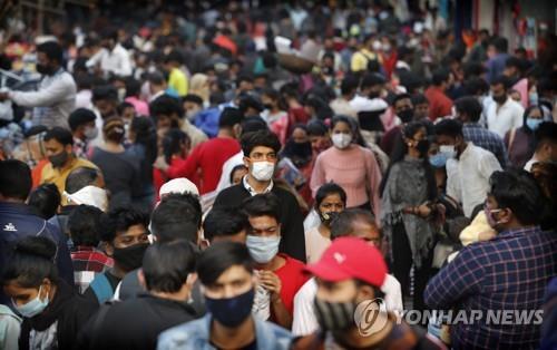 '최악 감염' 겪은 인도, 이젠 세계 백신 보급 전초기지로