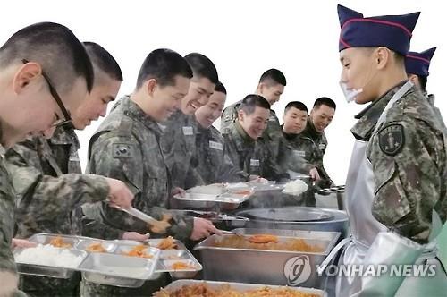 "채식주의·무슬림 병사 급식 배려해야"…첫 급식전문가 포럼