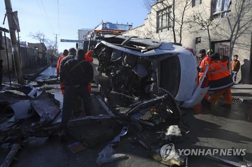 美국방장관 대행, 아프간 예고 없이 방문…미군 철수 상황 점검