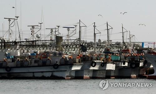 포항 구룡포항 어선 선원도 진단검사…조기 입항 행정명령