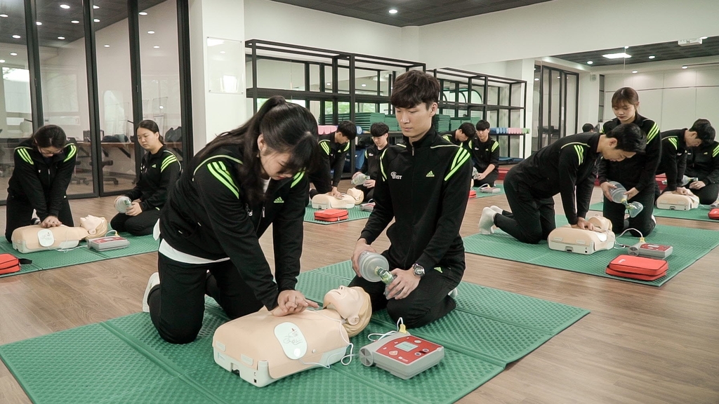 [부산소식] 부산과학기술대 신입생 전원 기본소생술 교육