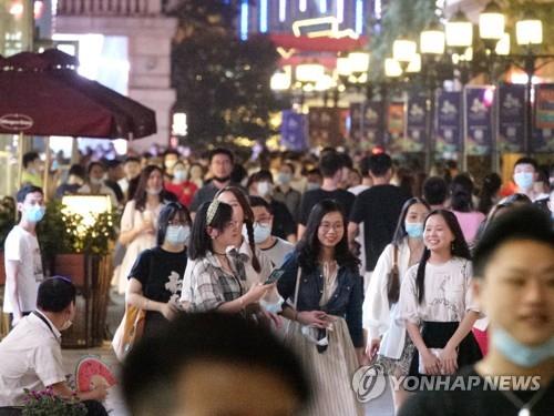 "우한 코로나 감염 발표보다 10배 많은 50만명 추정"