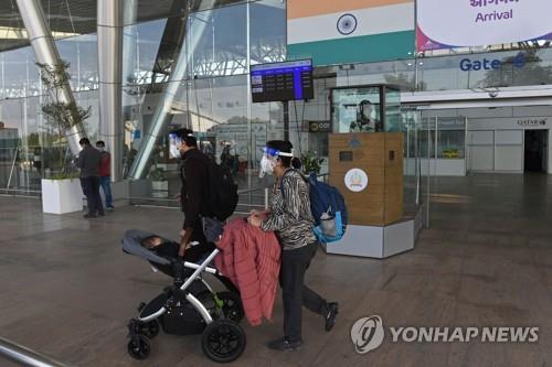 인도, 변이 바이러스 본격 대응…최근 입국자 유전체 조사 강화