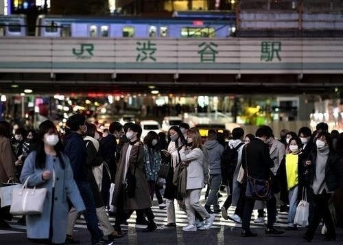 일본 코로나 신규 확진 3천명 육박…하루 최다 기록 갈아치워