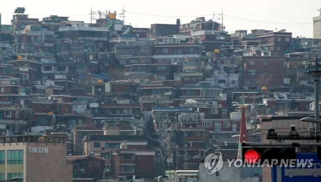 [속보] 고가 단독주택 보유세 내년 더 오른다…1주택자도 세금 폭탄