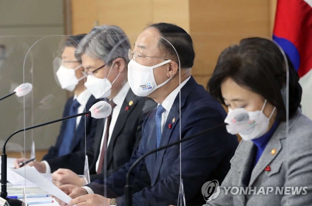 주식 장기보유시 세제 혜택…종목·계좌별 양도세 혜택 거론