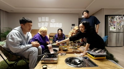 '1호가' 이은형♥강재준, 대학로 공연 도중 암전 속 뽀뽀한 사연