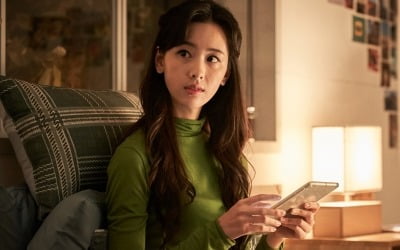 中 라이징 스타 천두링, '새해전야'서 이동휘와 알콩달콩 한중커플 케미