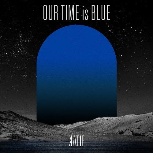 가수 케이티(KATIE)의 EP 앨범 'Our Time is Blue' EP 커버. /사진제공=액시즈(AXIS)