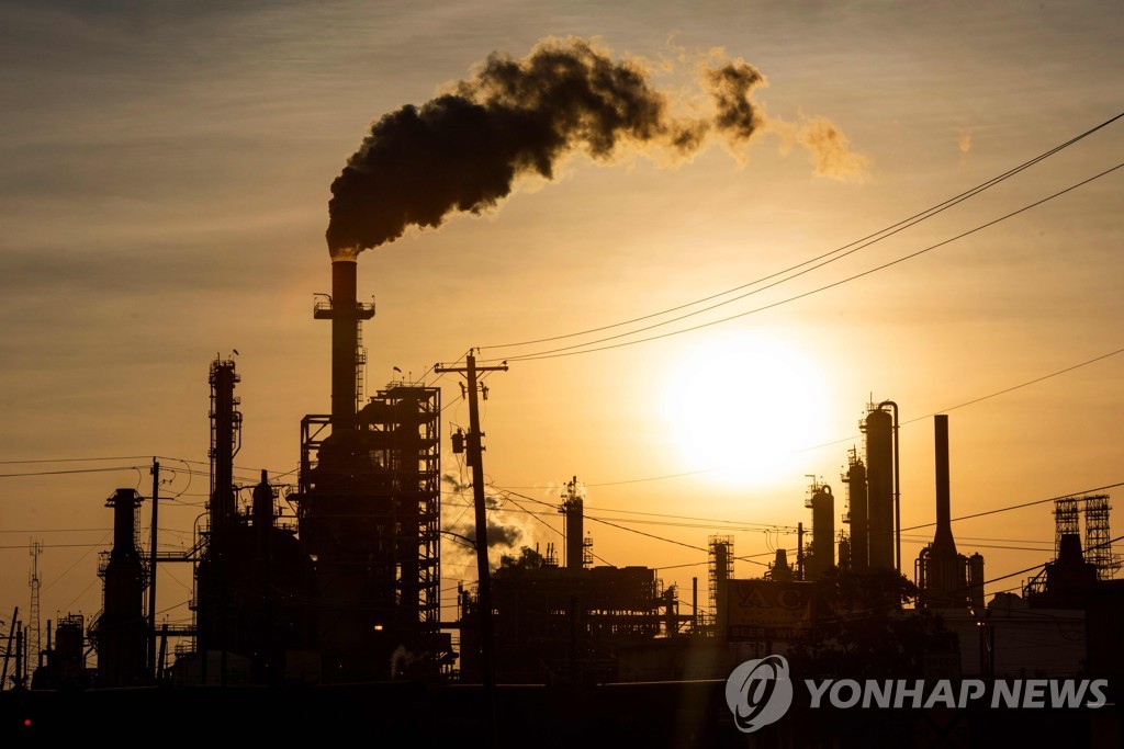 국제유가, 감산연장 불투명 속 하락…WTI 0.4%↓