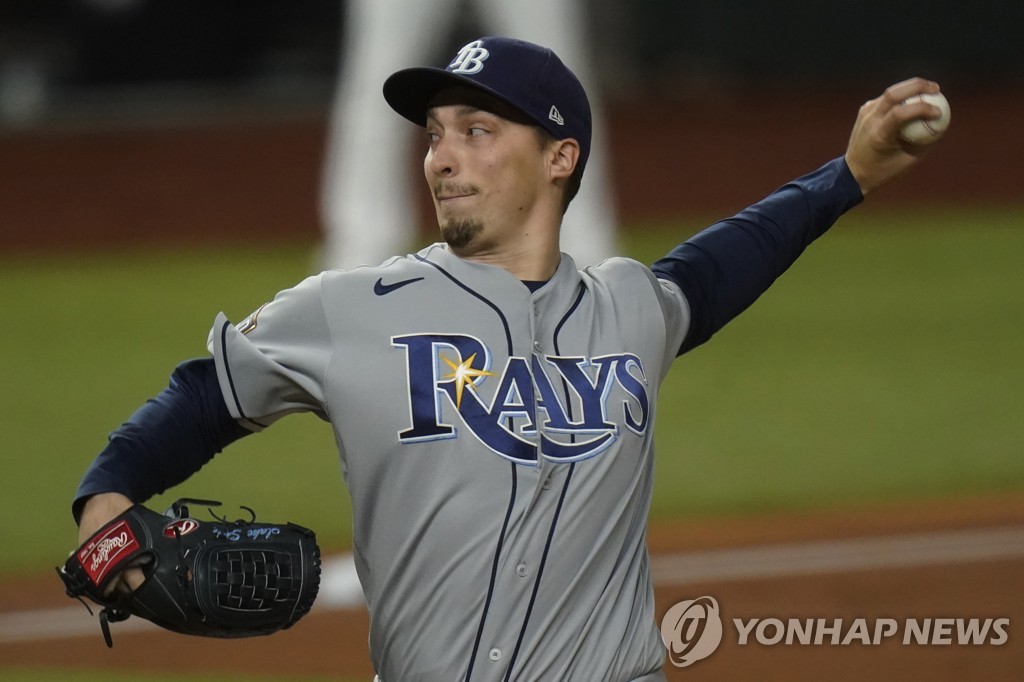 MLB 사이영상 좌완 스넬, 샌디에이고로 깜짝 이적