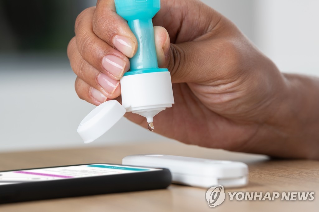 15분 안에 집에서 코로나 감염 확인…FDA, 가정용 진단키트 승인