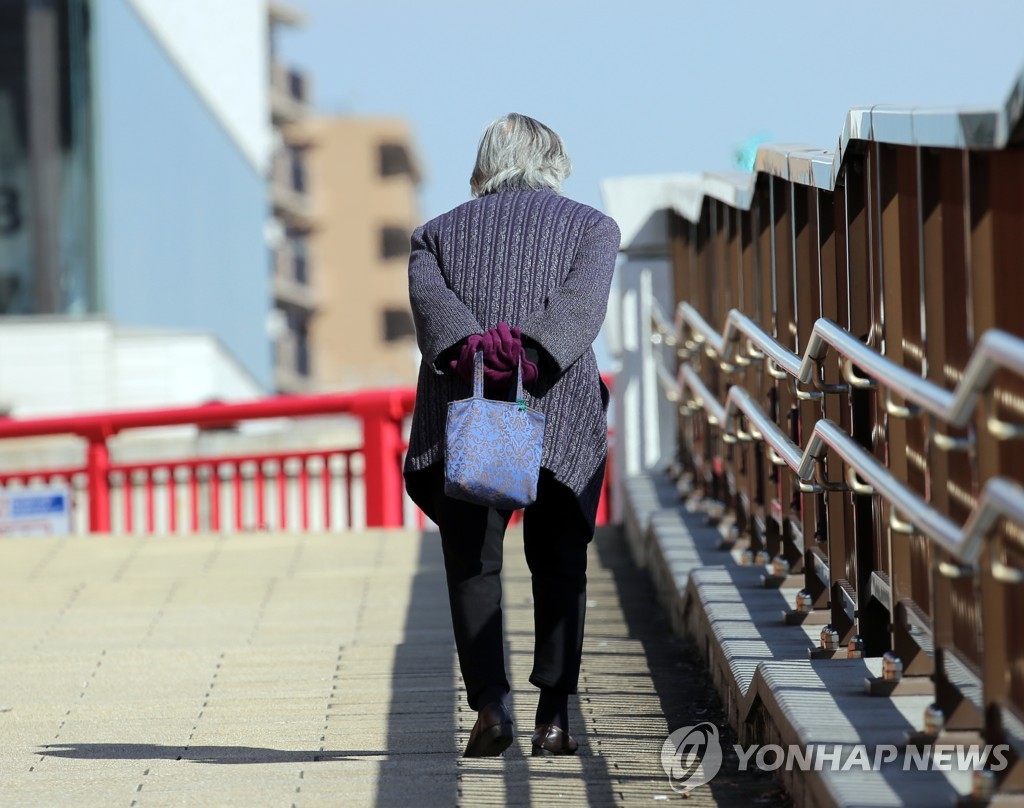 일본 내년 방위예산 56조원 넘긴다…9년 연속 증액·사상최대