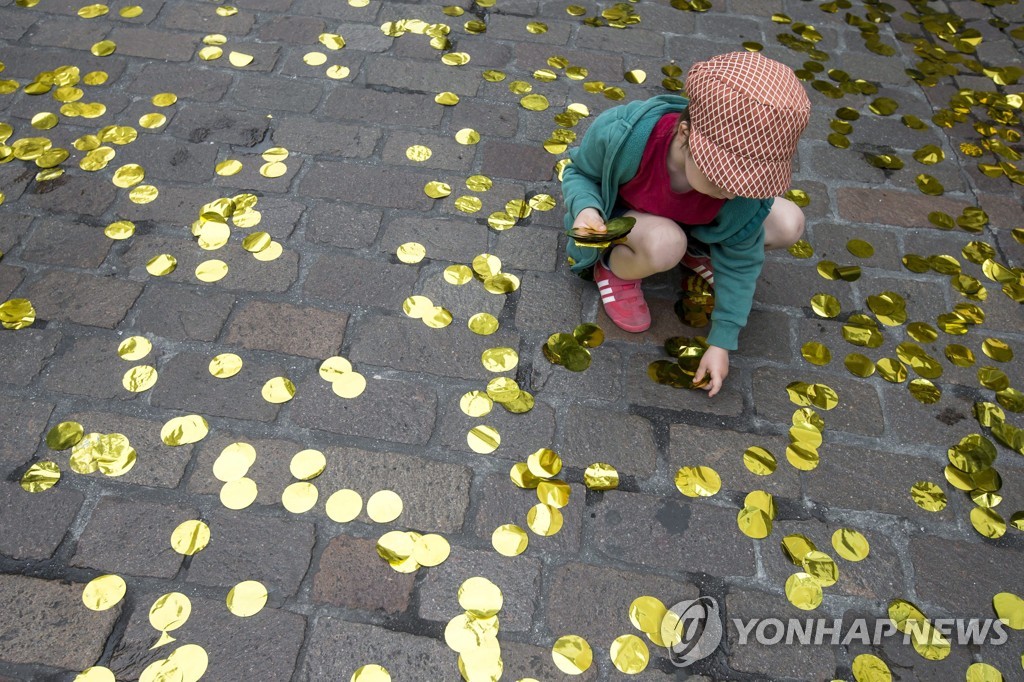 '팬데믹 실업 시대엔 기본소득'…유럽서 도입론 '솔솔'