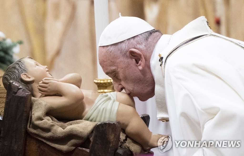 교황 "코로나19 속 성탄절, 진정한 의미 되새기는 기회되길"