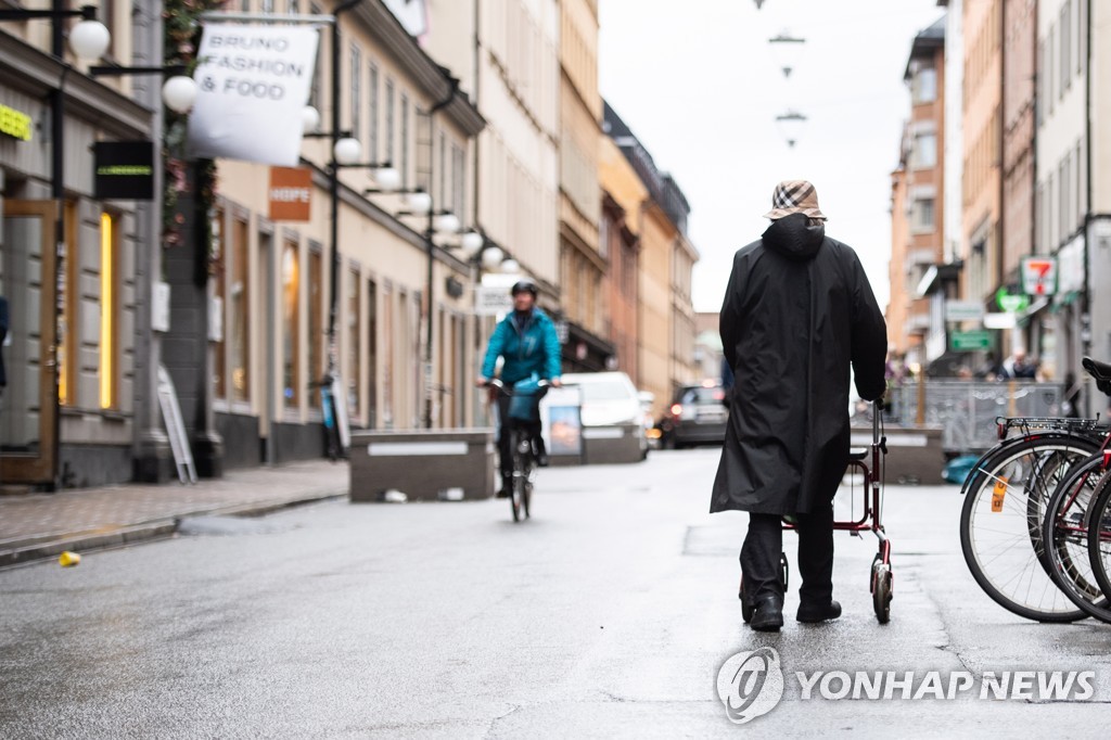 "스웨덴, 코로나19 유행서 고령자 보호 실패"