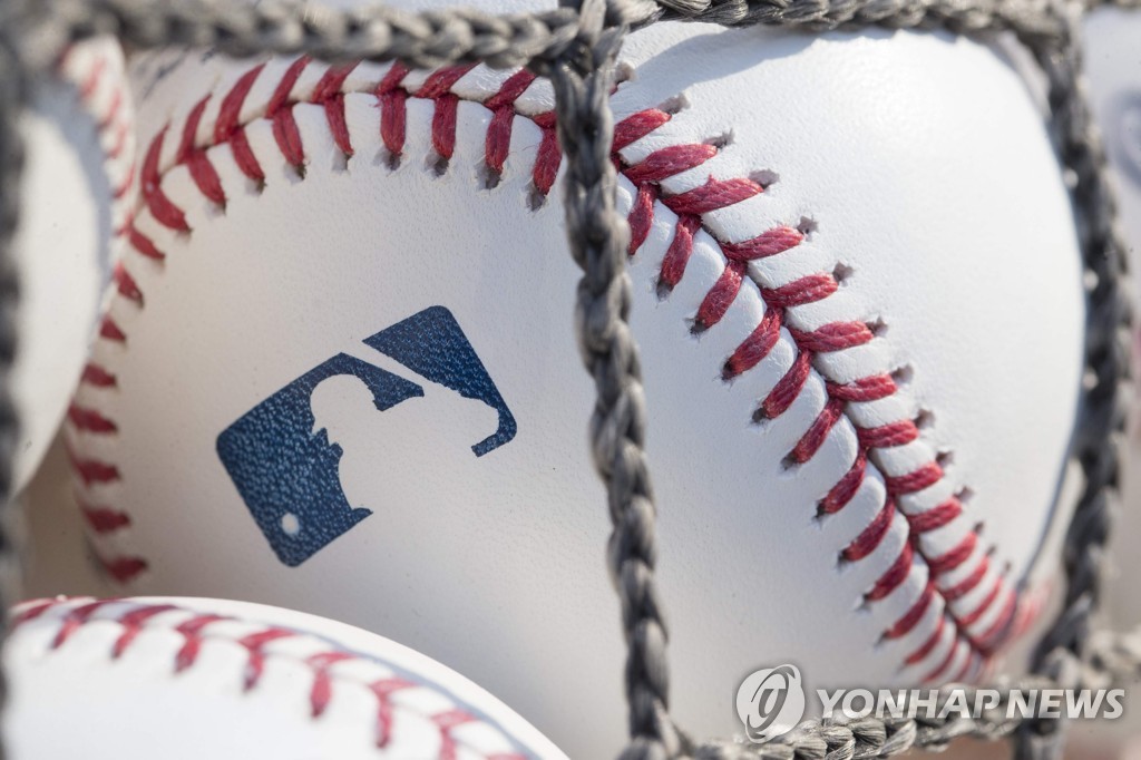 MLB 감독들 "DH 제도·연장 승부치기 등 새 규정" 압도적 지지