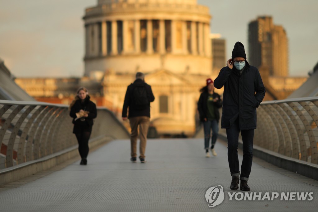 '봉쇄 풀어봤자'…잉글랜드 3분의 2는 코로나 대응 3단계 적용