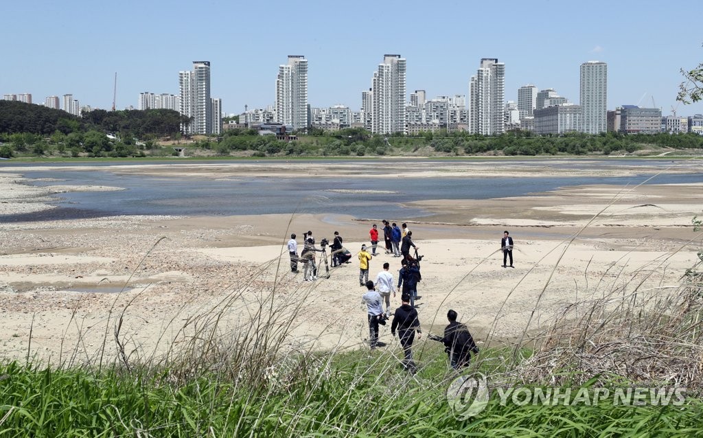 금강 보 개방으로 수질 개선…남조류 먹이 '총인'은 오히려 증가