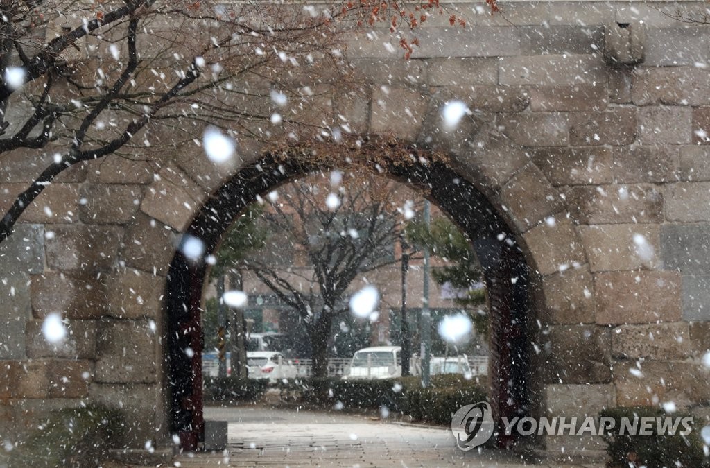 전북 대체로 흐리고 밤부터 1∼3㎝ 눈…미세먼지 '나쁨'