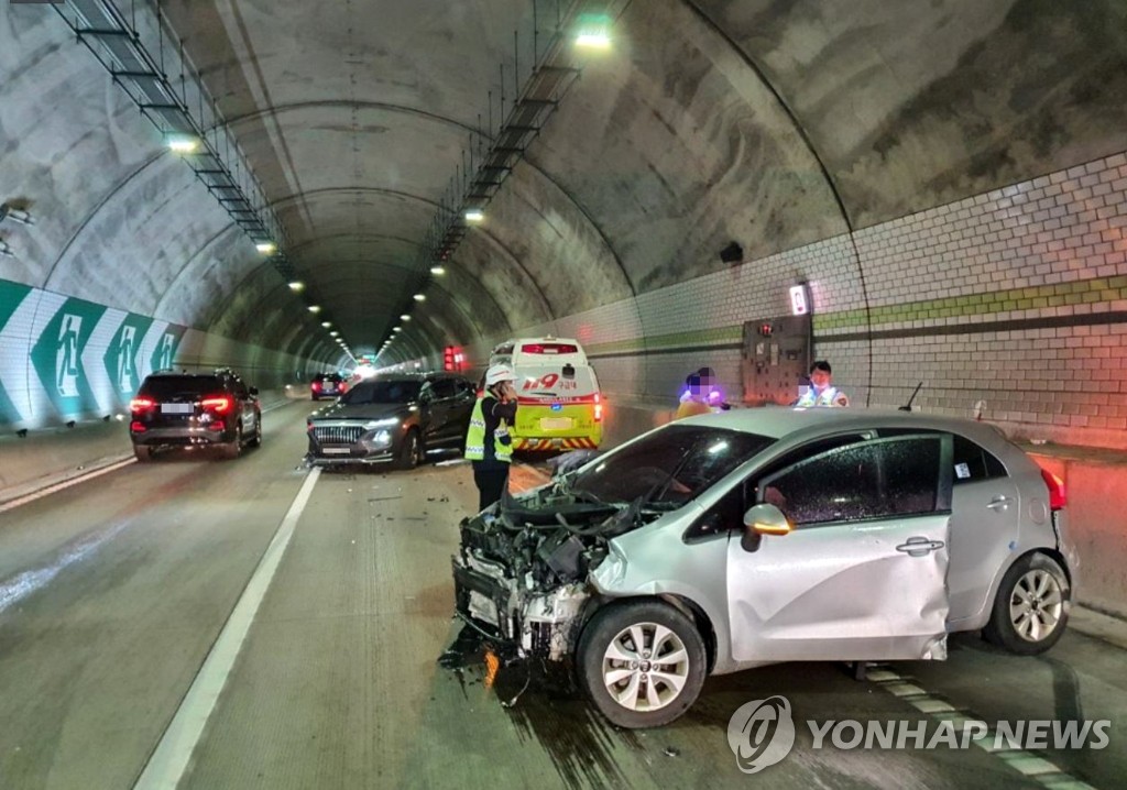 코로나19에 고속도로 통행량 '뚝'…강원 교통사고 사망자 급감