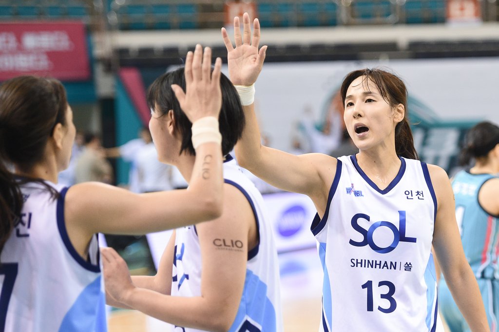 신한은행 김단비, WKBL 올스타 팬투표 중간 선두…5년 연속 1위?