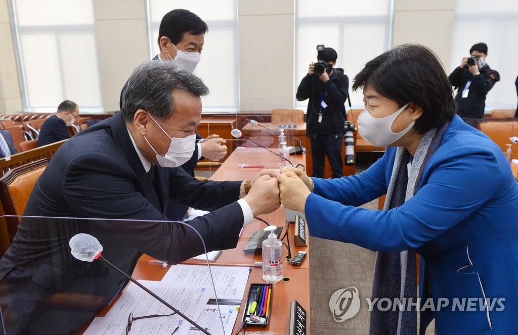 노조활동 해직공무원 복직 길 열려…행안위 특별법 처리