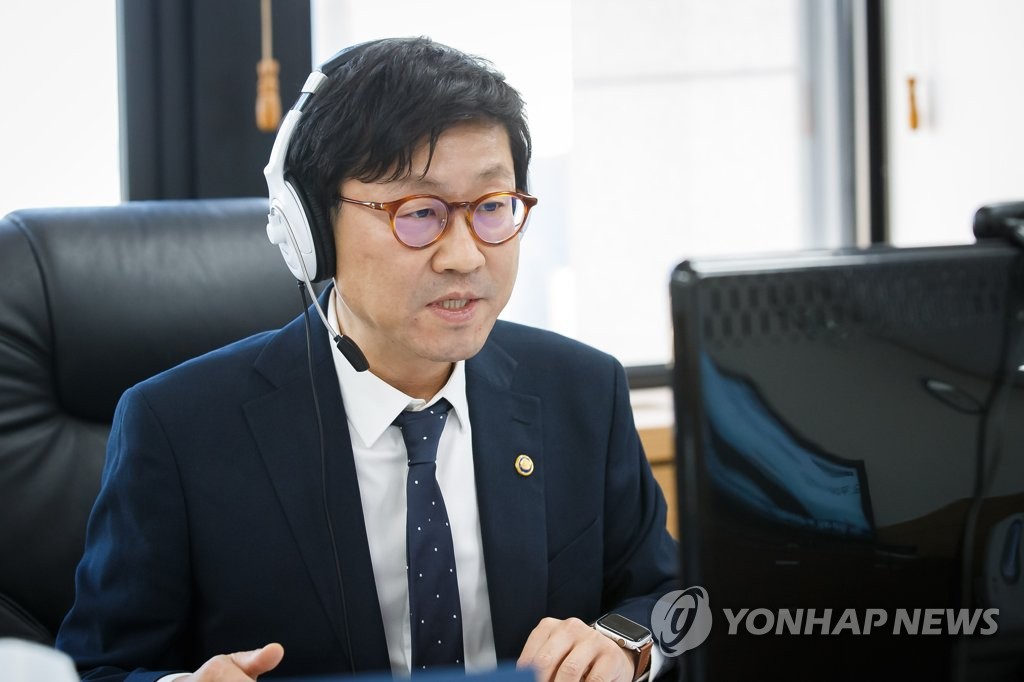 금융위, 개인사업자 대출 규제 완화 내년 6월까지 연장