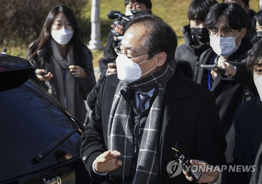 점심도 거른 채 3시간 이상 격론 벌인 법무부 감찰위