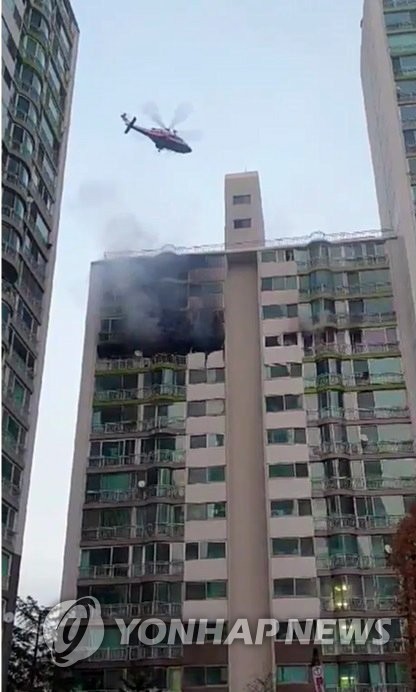 군포 아파트 화재 4명사망·1명중태…"현장서 난로발견"(종합3보)